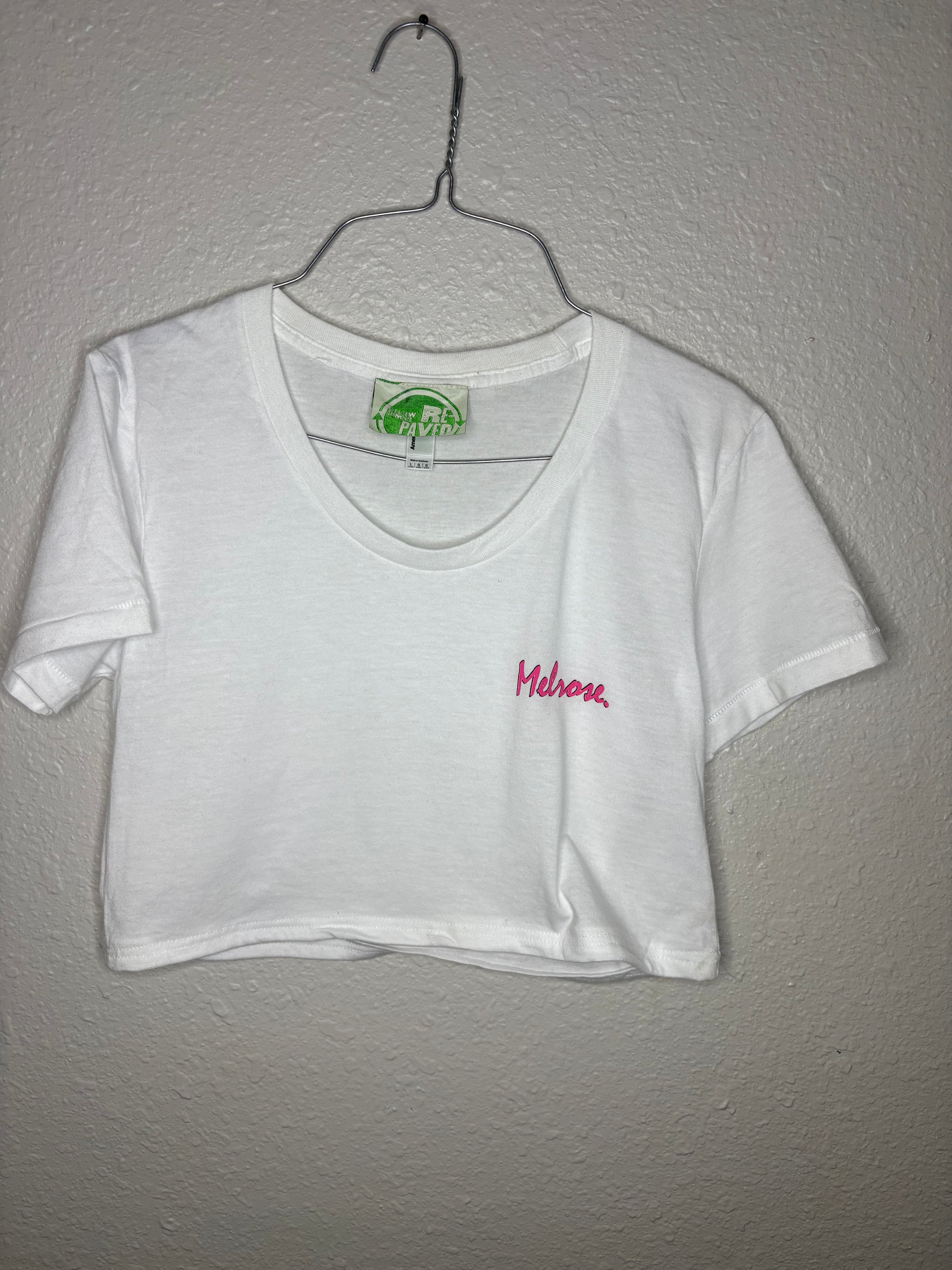 Melrose White Cropped T-Shirt – Women’s Casual Tee (Size Large)