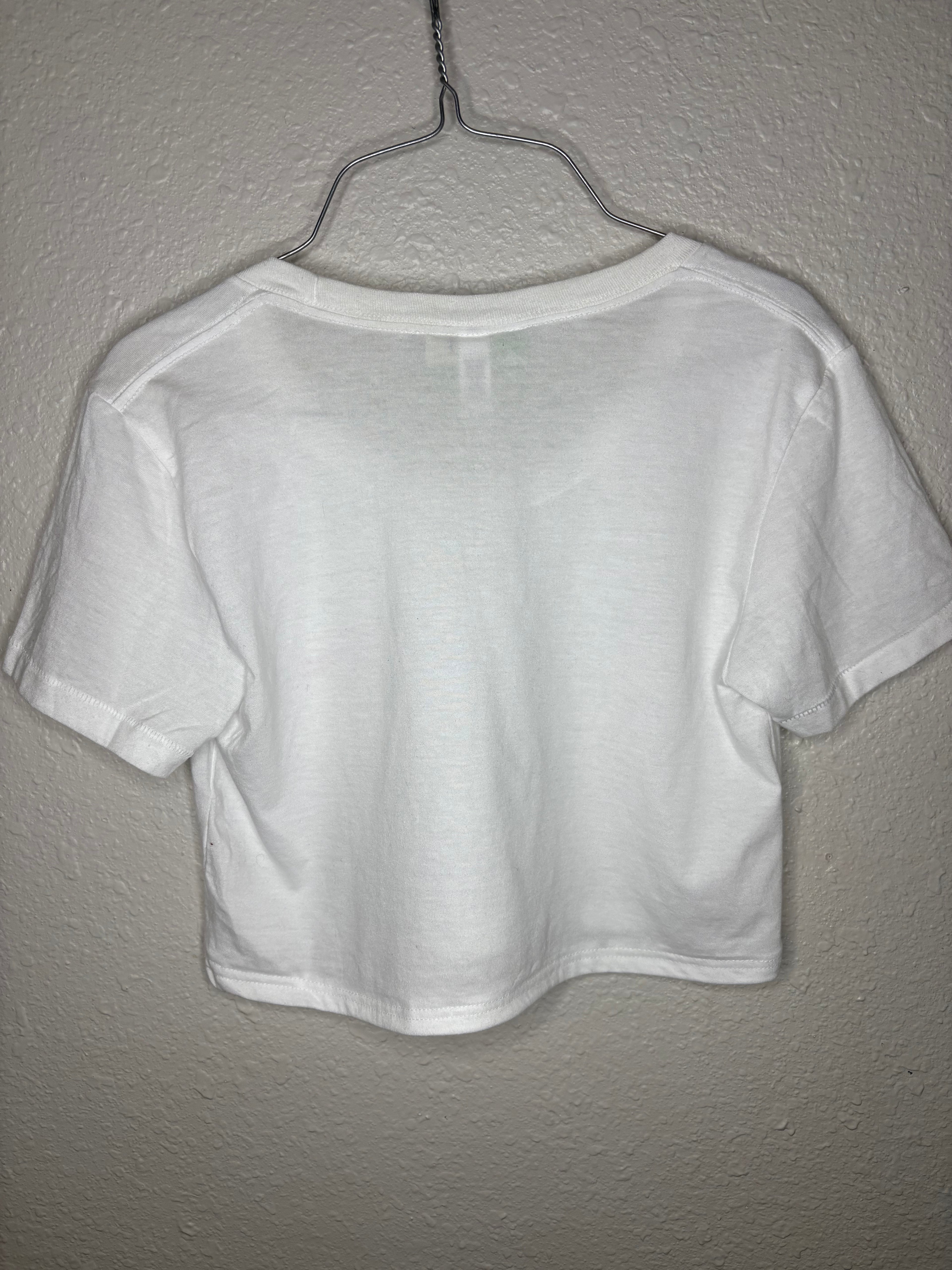 Melrose White Cropped T-Shirt – Women’s Casual Tee (Size Large)